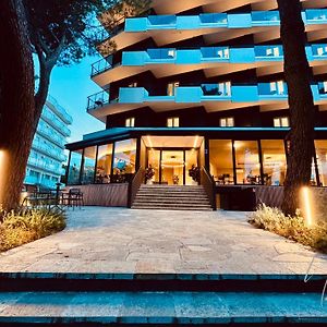 Hotel Noir - Free Breakfast & Brunch Until 13-00 - Vicinissimi A Mirabilandia